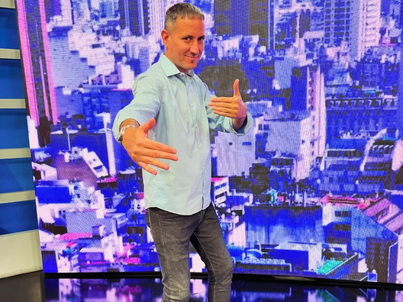 3 miradas, 1 estatuilla: los columnistas que se disputan el premio político del año