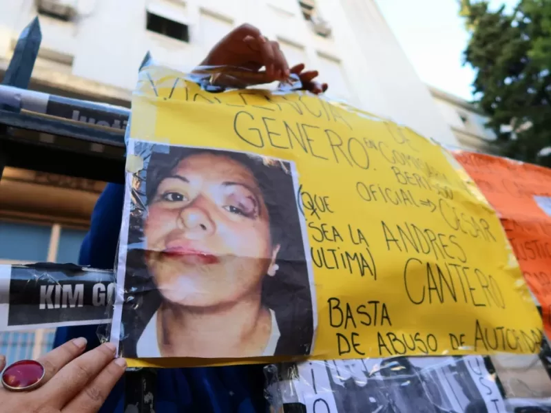 Condenaron al ex policía Cesar Cantero que agredió a una mujer en una comisaría de Berisso