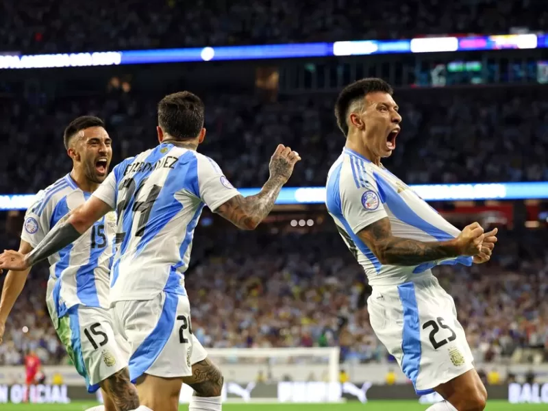 Argentina derrotó a Ecuador en los penales y se metió en las semifinales