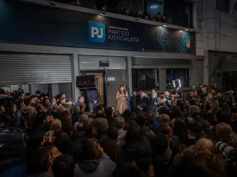 Causa Vialidad: Esperan que 500.000 personas acompañen a Cristina Kirchner a Comodoro Py
