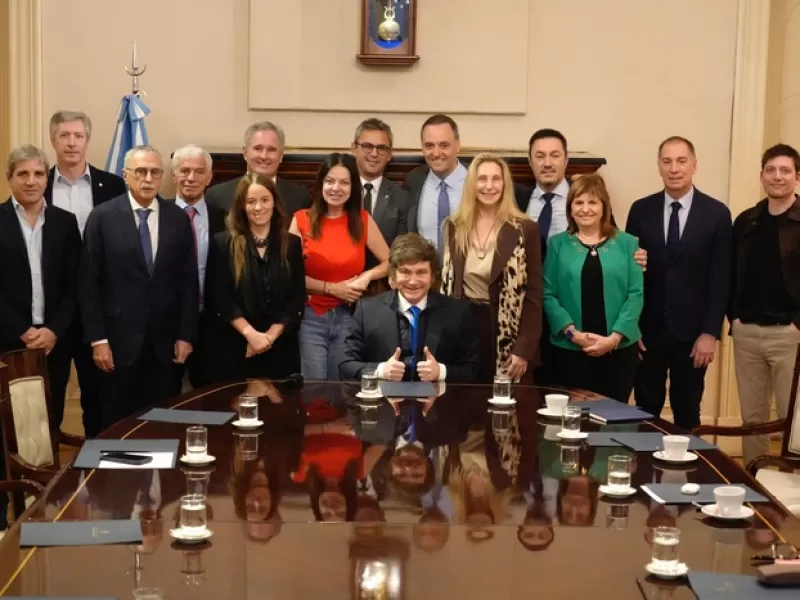 El saludo de Javier Milei que marcó la nueva reunión de Gabinete en Casa Rosada