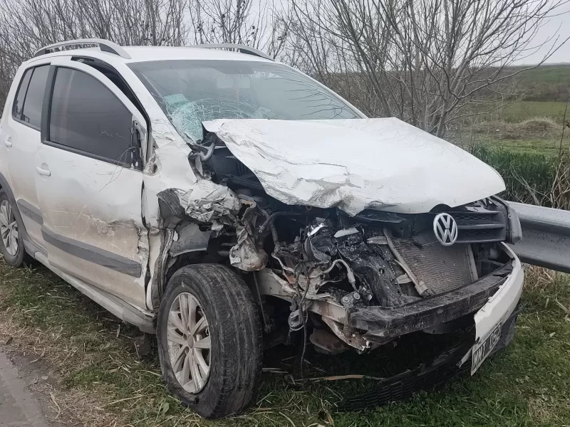 Chocaron de frente en la 66, con un auto robado y se dieron a la fuga
