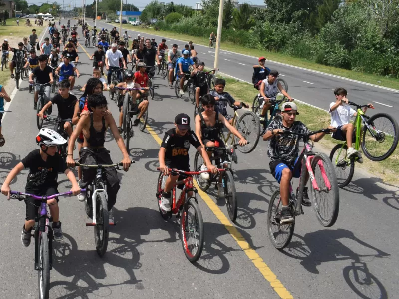 El stunt en bicicleta gana terreno en la ciudad y tendr&aacute; una &ldquo;juntada&rdquo; en Avenida Montevideo