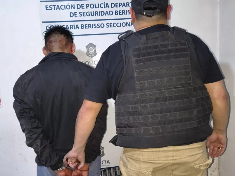 Cayó “El Monono” y su pareja por intento de homicidio y robo agravado en Berisso