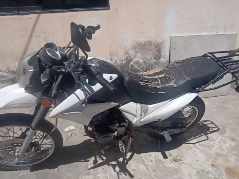 Recuperaron una moto robada en Berisso durante un operativo preventivo