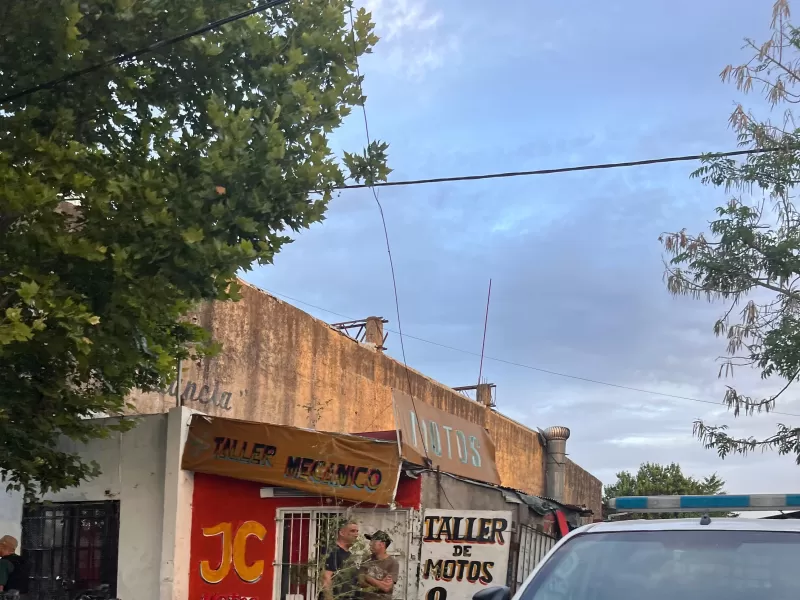 Clausuraron un taller de motos en 60 entre 126 y 127