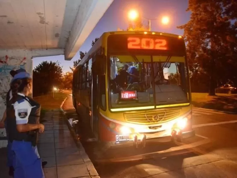 El transporte, el gran golpe al bolsillo en 2025: viajar en el AMBA ya consume casi un cuarto del salario