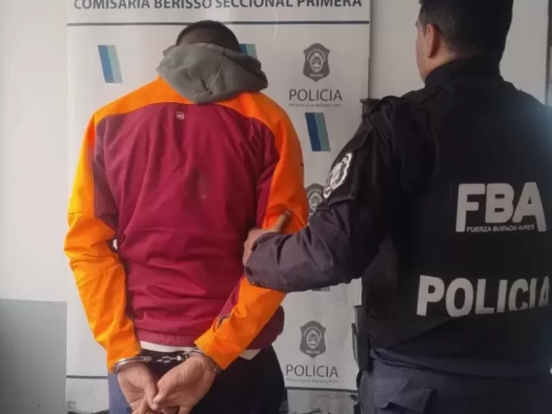 Detuvieron a un joven acusado de robar un celular en Berisso