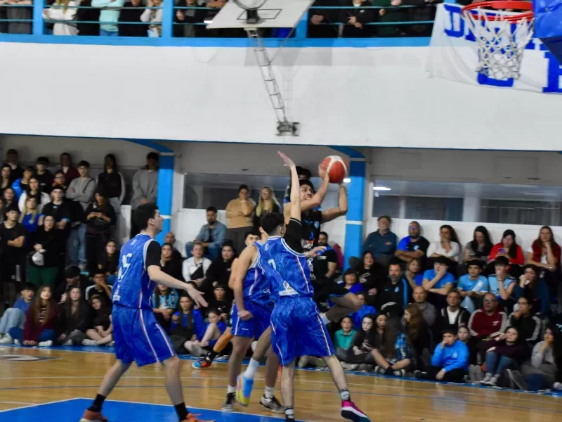 Se confirm&oacute; el fixture del b&aacute;squet regional: habr&aacute; cl&aacute;sico entre CEyE y Villa San Carlos