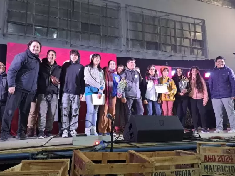La Escuela Agraria obtuvo el primer premio en el concurso de vinos