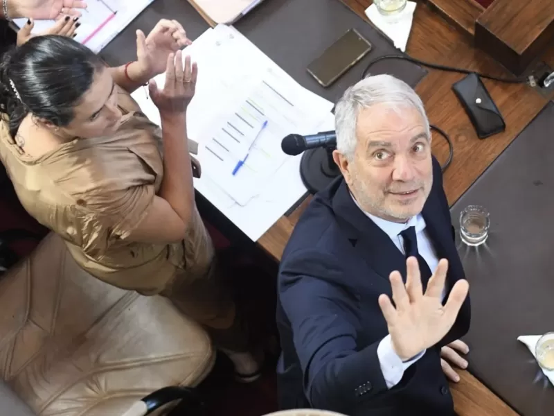 Julio Alak dejar&aacute; la intendencia platense durante enero: pidi&oacute; licencia para tomarse vacaciones