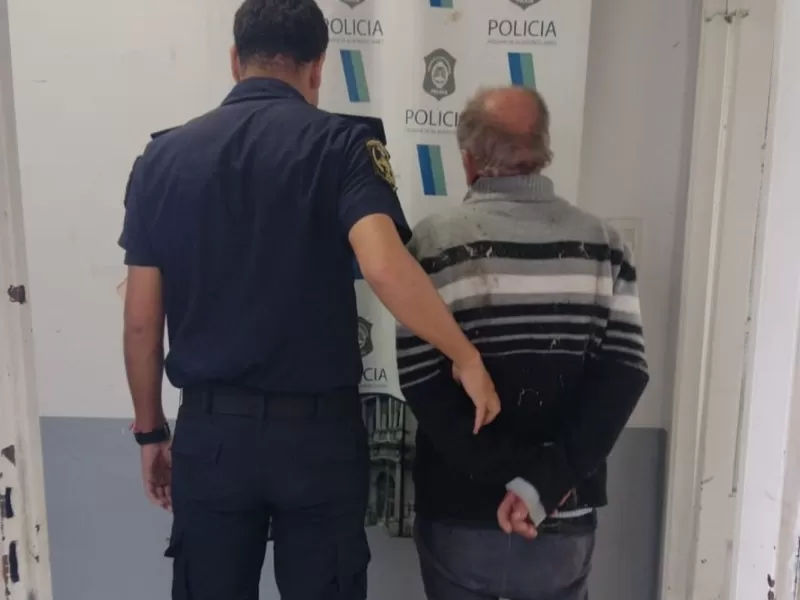 Detienen a un hombre de 84 a&ntilde;os acusado de agredir f&iacute;sicamente a su pareja de 80 en Berisso