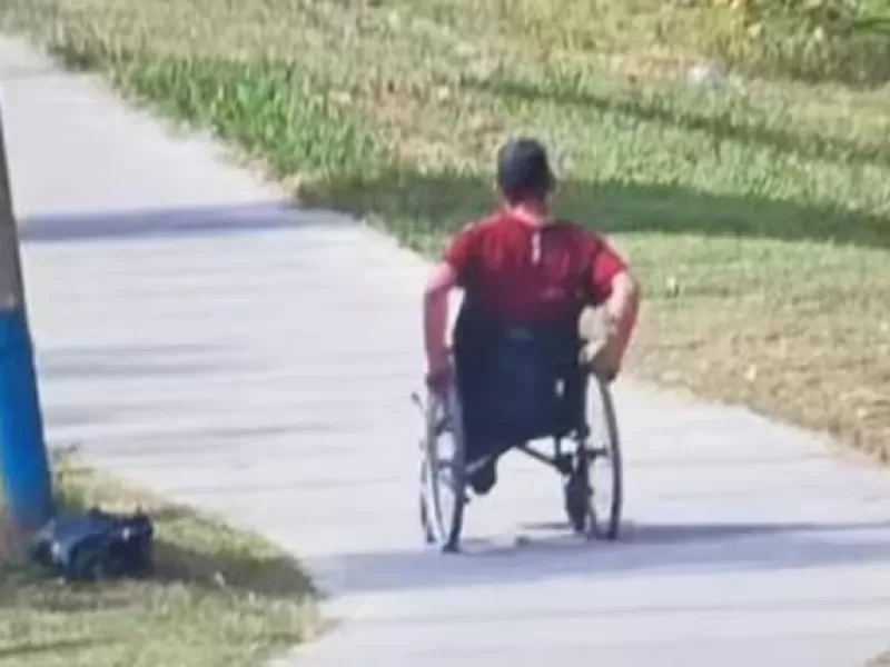 Ins&oacute;lito robo en Berisso: rob&oacute; una camioneta e intent&oacute; escapar en silla de ruedas fingiendo una discapacidad