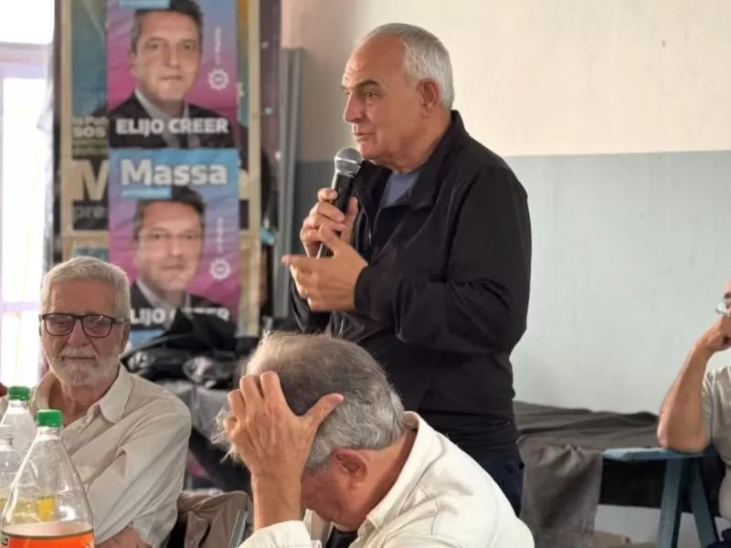 Berisso: El Frente Renovador se mostró junto a La Cámpora en el Día del trabajador