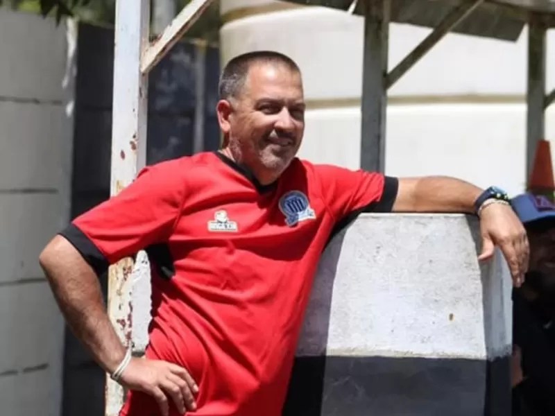 Estrella de Berisso de duelo por el fallecimiento del técnico Abel Antunes
