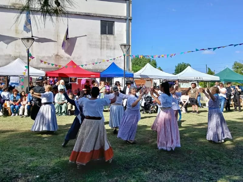 Último fin de semana de la Fiesta de los Provincianos: música, tradición y cierre en el Parque Cívico