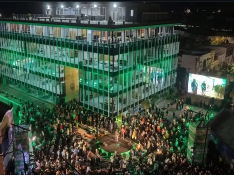 Impactante: así es la nueva Municipalidad de Ensenada que inauguró Mario Secco