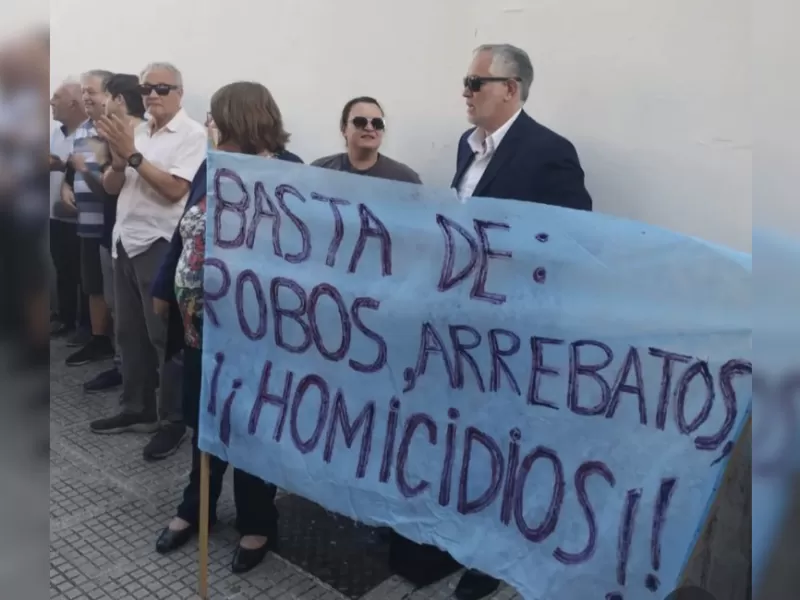 Morón, entre la inseguridad y las internas: oposición pide citar a Ghi y expone fracturas en el oficialismo