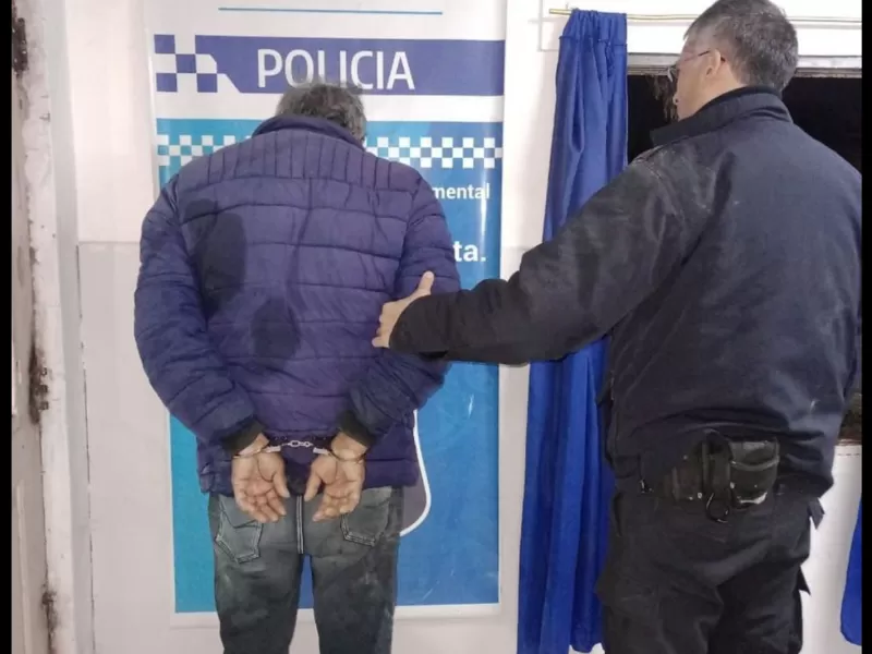 Rescatan a un menor en Berisso tras un presunto caso de maltrato y detienen a su padre
