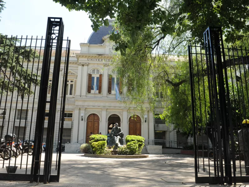 La Masoner&iacute;a Argentina descubrir&aacute; una placa conmemorativa en el Rectorado de la UNLP por los 120 a&ntilde;os de su fundaci&oacute;n