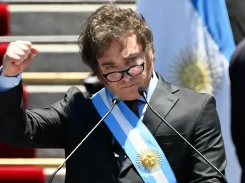 Milei acelera reformas: laboral, tributaria, previsional y pol&iacute;tica en el horizonte