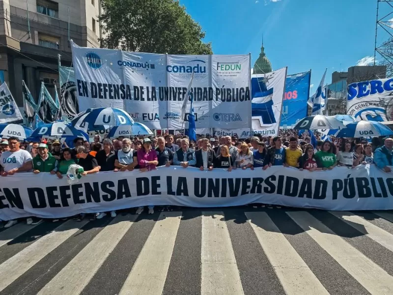 El Gobierno le ofreci&oacute; a las universidades una suba del 24% a cambio de retirar la demanda en la Corte Suprema