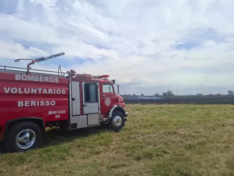 Así fue el gran incendio en el Camino Real, que mantuvo en vilo a Berisso
