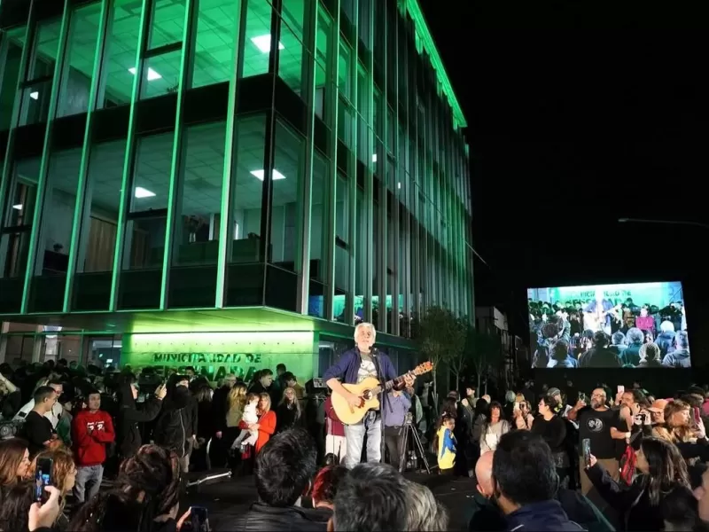 Impactante: así es la nueva Municipalidad de Ensenada que inauguró Mario Secco