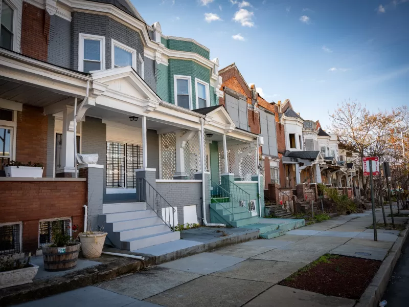 Crece el escándalo por la red inmobiliaria de Plastino: inversores argentinos y casas en ruinas en USA