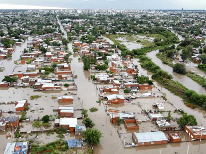 Jornada solidaria en Casa Socialista Rebelión para ayudar a Bahía Blanca