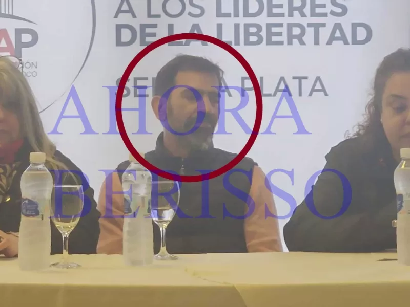 Escándalo libertario en La Plata: Viviana Aguirre se enfrentó con Juan Esteban Osaba y Matías De Urraza en un acto de LLA