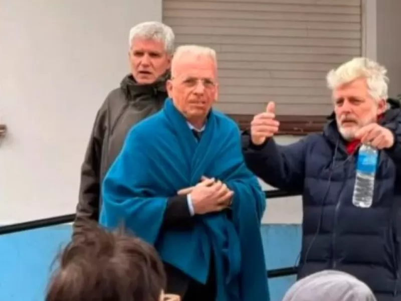 Ensenada alberg&oacute; el rodaje de "En el Barro 3": transformaron Punta Lara para la ficci&oacute;n de Netflix