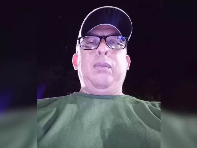 Javi Agüero reorganiza sus shows con climas variados y finales de alto ritmo