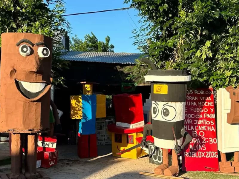 El Barrio Obrero se prepara para la tradicional quema de mu&ntilde;ecos de fin de a&ntilde;o