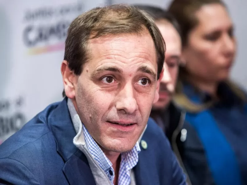 Julio Garro enfrenta denuncias por sobreprecios y habilitaciones ilegales en barrios cerrados