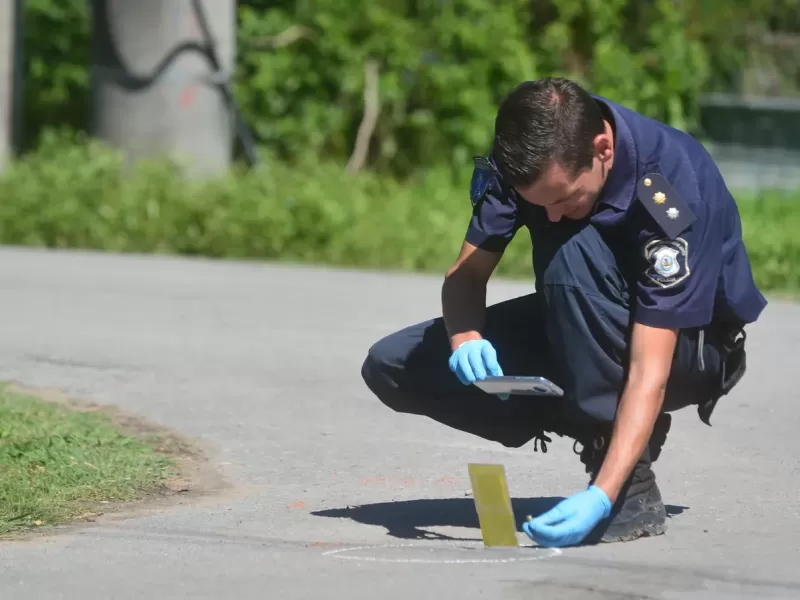 Conmoci&oacute;n en el Bosque de La Plata: hallaron a un hombre sin vida y se investiga lo ocurrido