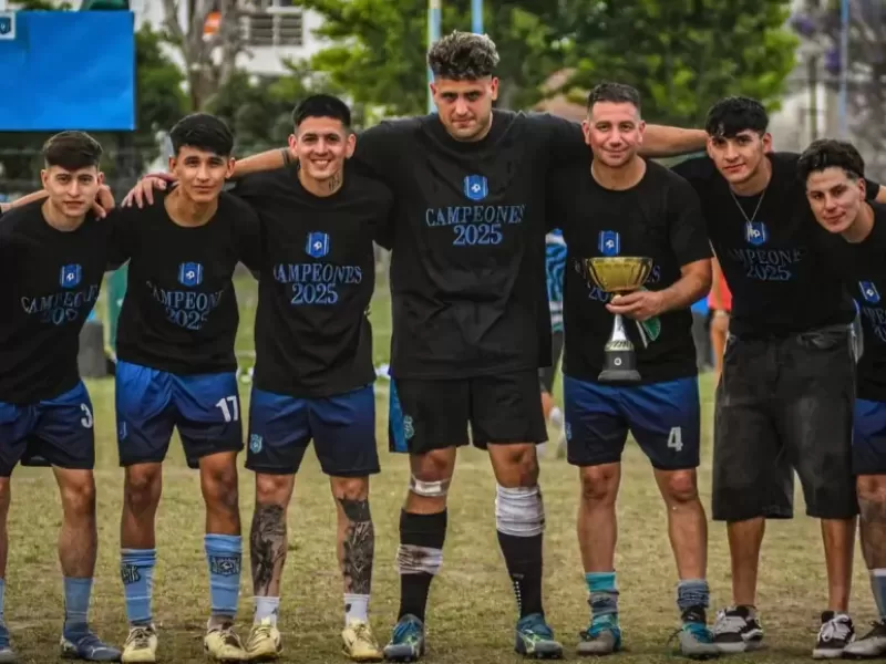 Universitario de Berisso campe&oacute;n del torneo proyecci&oacute;n