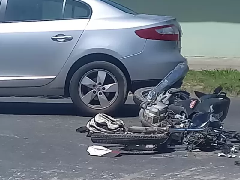 Tragedia en Berisso: muri&oacute; el motociclista que hab&iacute;a sido embestido por un cami&oacute;n