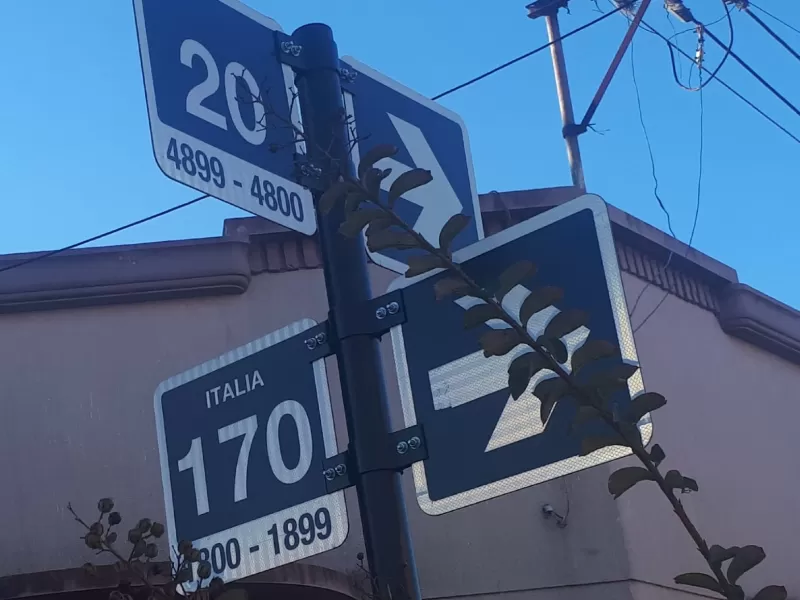 Lío con la denominación de las calles: no vayas por la Industria anda por la Progreso