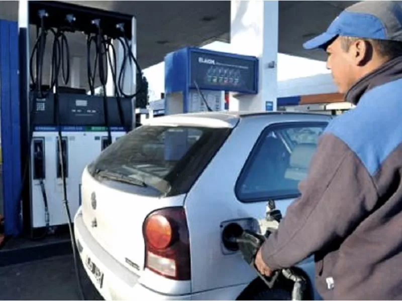 A cuánto se irán los precios de las naftas y gasoil en La Plata a partir del domingo