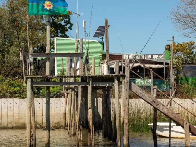 Hallaron un cr&aacute;neo humano en la costa de la Isla Paulino