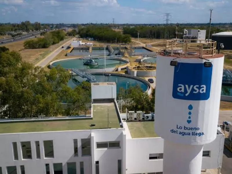 El Gobierno qued&oacute; a un paso de la privatizaci&oacute;n de AySA