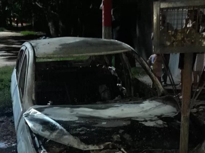 Auto robado en Arana aparece incinerado en Berisso