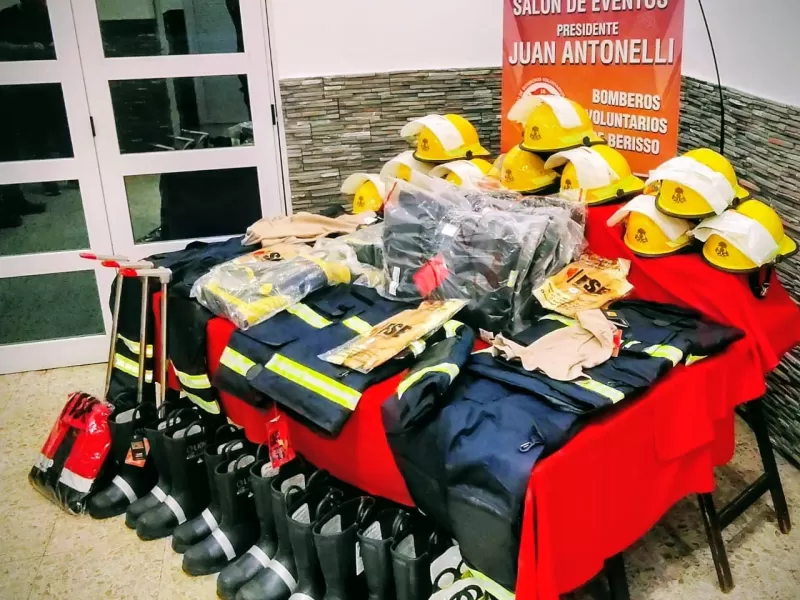 Los Bomberos de Berisso concretaron una inversión histórica en equipamiento