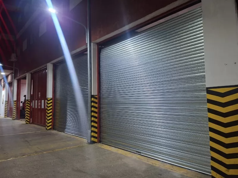 Modernizaci&oacute;n en el cuartel de Berisso: los bomberos automatizan sus accesos para reducir el tiempo de respuesta ante emergencias