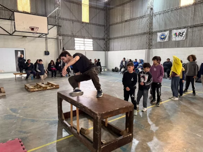 Atención: Se realizará una clínica gratuita de Parkour en Berisso