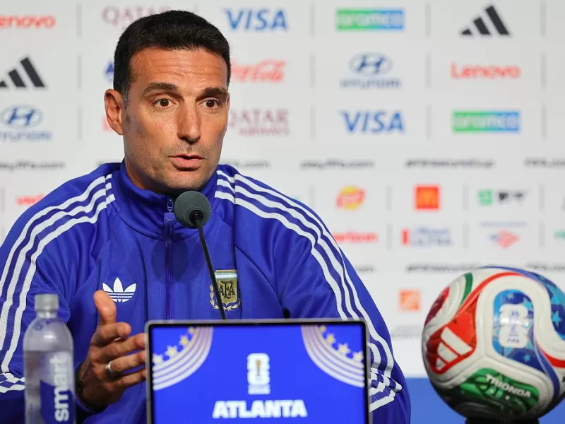 La AFA dispuso un minuto de silencio en todos los partidos del fin de semana tras el fallecimiento de la madre de Lionel Scaloni