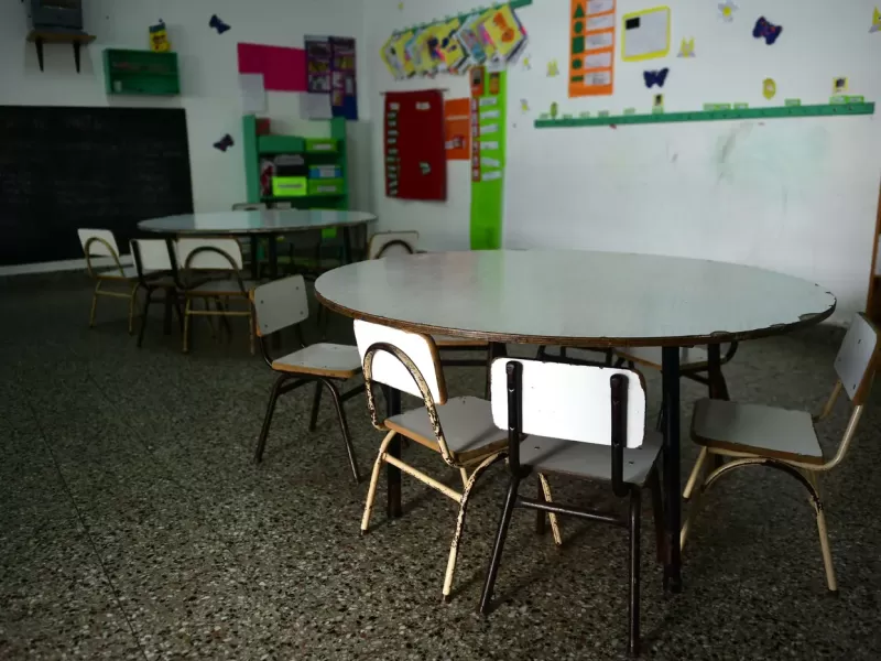 Conmoción en La Plata: falleció una auxiliar de jardín durante el horario escolar
