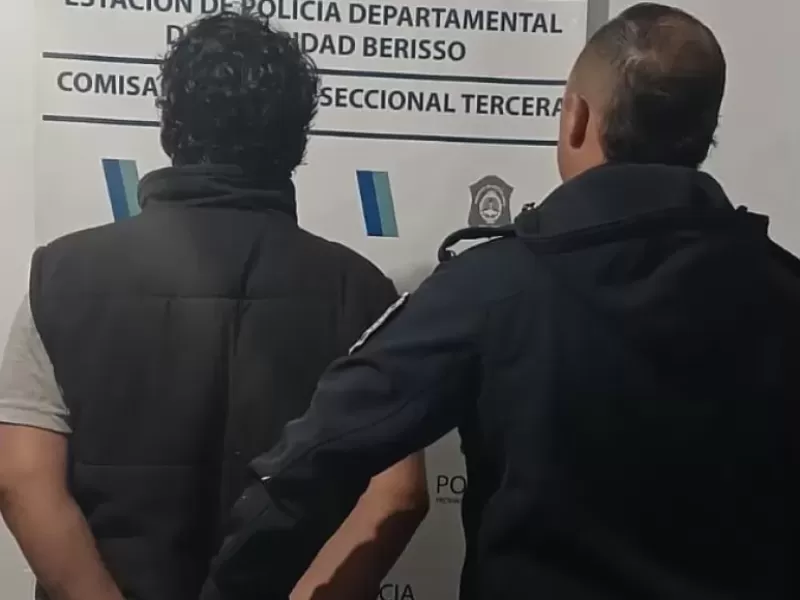 Intent&oacute; robar en Berisso y descubrieron que ten&iacute;a un pedido de captura vigente