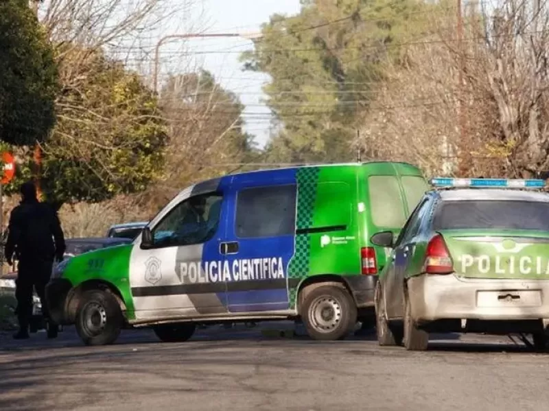 Conmoción: descubren un cadáver en la Ruta 11 que une La Plata y Magdalena